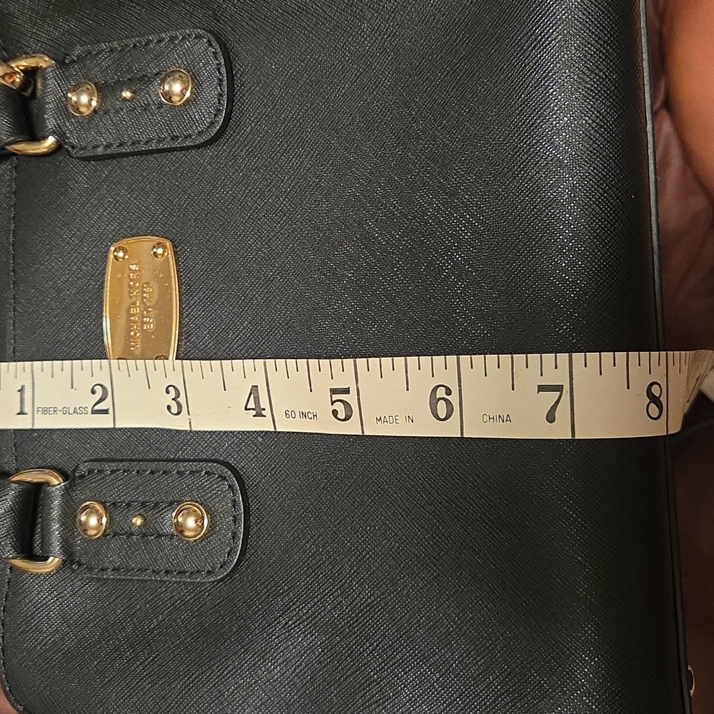 Michael Kors Black Saffiano Leather Satchel Excellent Condition - Picture 9 of 9